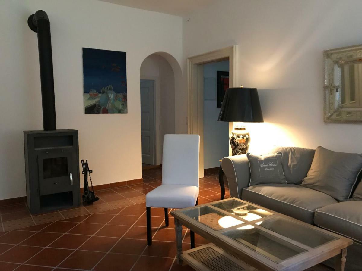 Elegantes Gaesteapartment Verano In Schloss Und Hofgut Langenzell Wiesenbach Luaran gambar